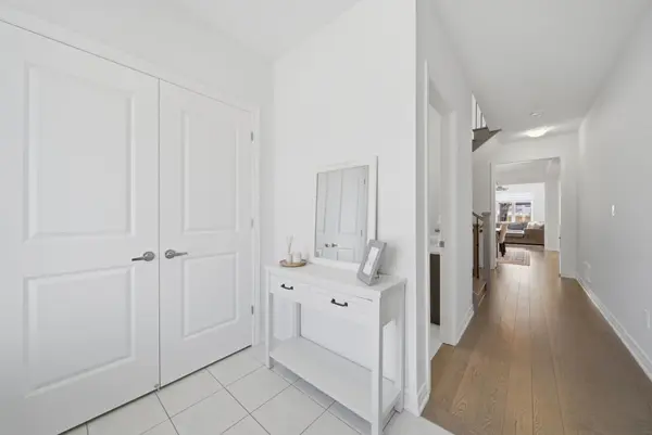 66 Prunella CRES, East Gwillimbury, ON L9N 0S7