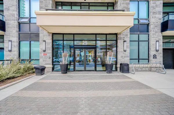 25 Water Walk DR #531, Markham, ON L6C 0G3