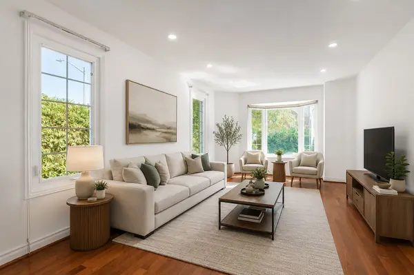 98 Rosedale Heights DR, Vaughan, ON L4J 4V7