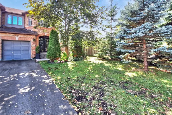 63 Mistleflower CT, Richmond Hill, ON L4E 3T9
