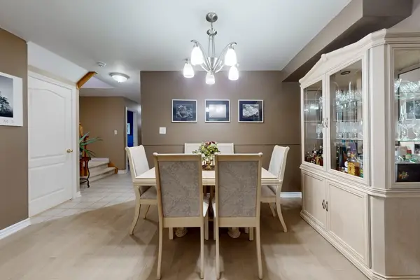 63 Mistleflower CT, Richmond Hill, ON L4E 3T9