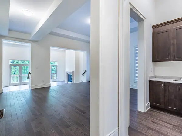 192 Farrell RD, Vaughan, ON L6A 0H9