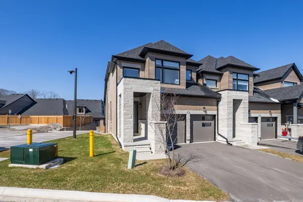 2 Lois Torrance TRL, Uxbridge, ON L9P 0R9