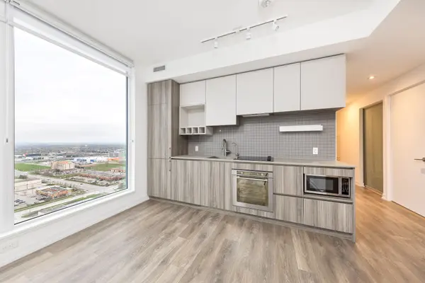 5 Buttermill AVE #2709, Vaughan, ON L4K 0J5