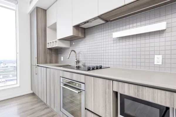 5 Buttermill AVE #2709, Vaughan, ON L4K 0J5