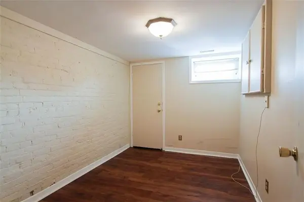 115 COLLIER ST #Lower level, Barrie, ON L4M 1H2