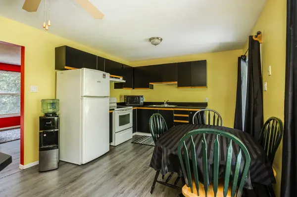 817 Birchwood DR, Midland, ON L4R 4Y3