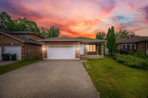 17 Sydenham Wells N/A, Barrie, ON L4M 6R3