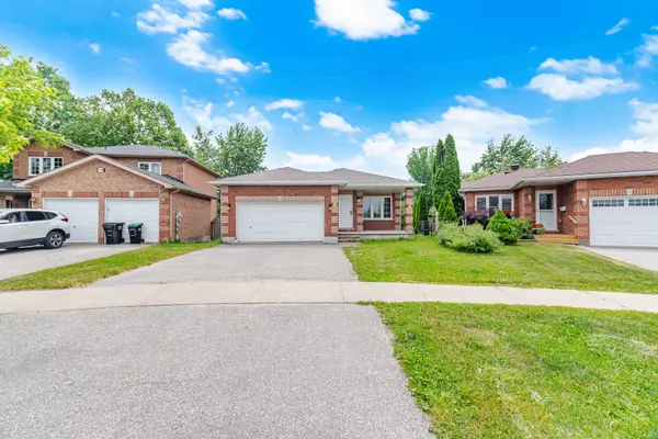 17 Sydenham Wells N/A, Barrie, ON L4M 6R3