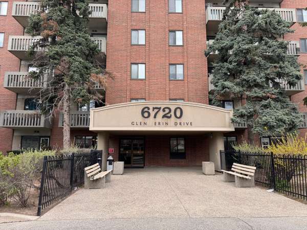 6720 Glen Erin DR #G5, Mississauga, ON L5N 3K8