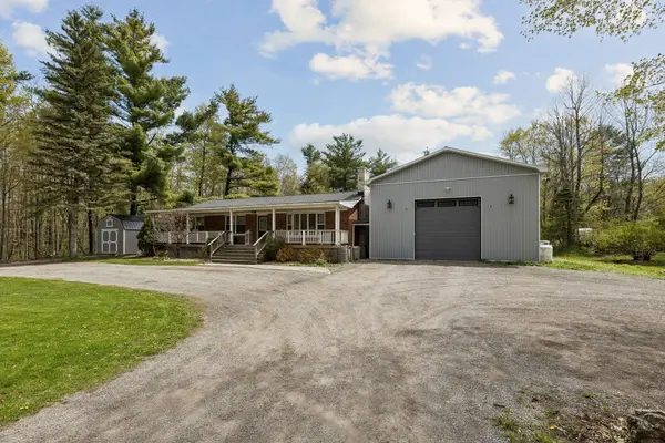 6508 17 Side Road, Halton Hills, ON L7J 2M1