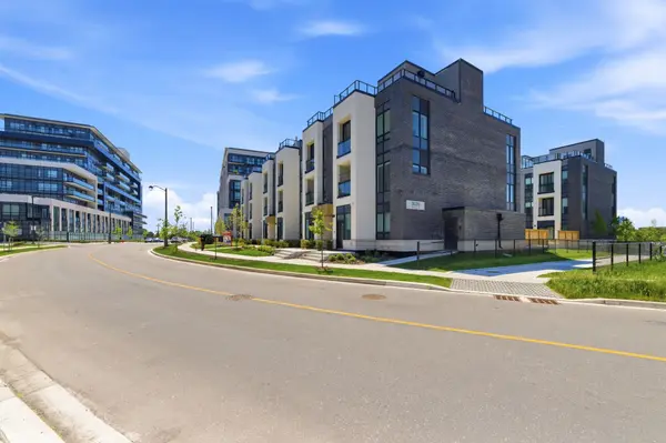 3020 Trailside DR #138, Oakville, ON L6M 4M2