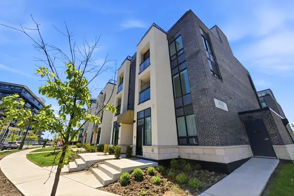 3020 Trailside DR #138, Oakville, ON L6M 4M2