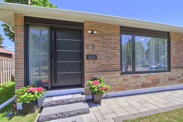 23 Moore Park CRES, Halton Hills, ON L7G 2T3