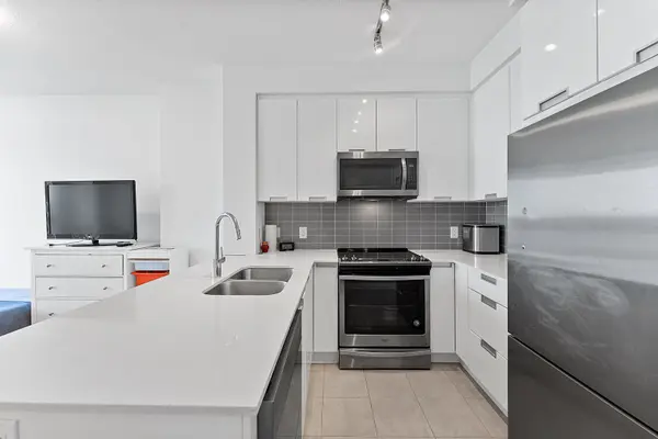 5025 Four Springs AVE #508, Mississauga, ON L5R 1B2