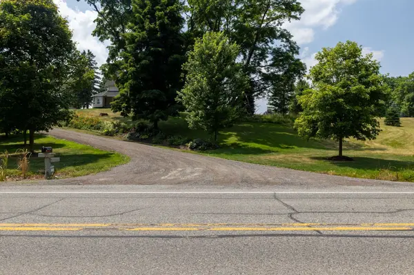 15366 The Gore RD, Caledon, ON L7C 3E4