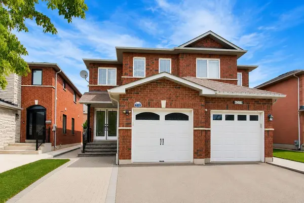 6321 Amber Glen DR, Mississauga, ON L5N 7V4