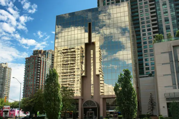 3660 Hurontario ST #416, Mississauga, ON L5B 3C4