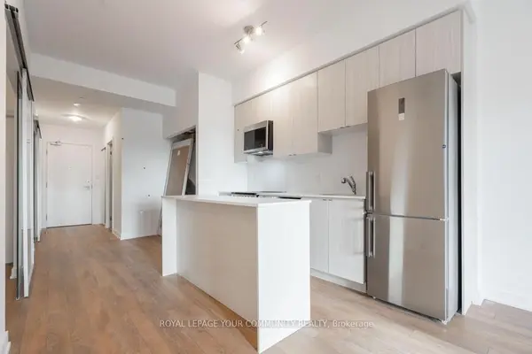 2433 Dufferin ST #606, Toronto W04, ON M6E 3T3