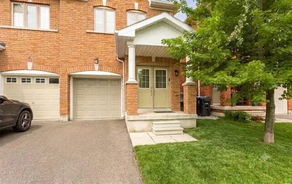 983 Francine CRES, Mississauga, ON L5V 0E2