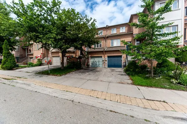 52 Bluewater CT, Toronto W06, ON M8V 4A9
