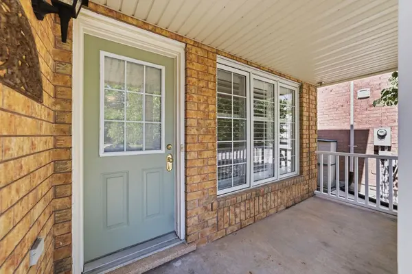 742 Irving TER, Milton, ON L9T 6H3