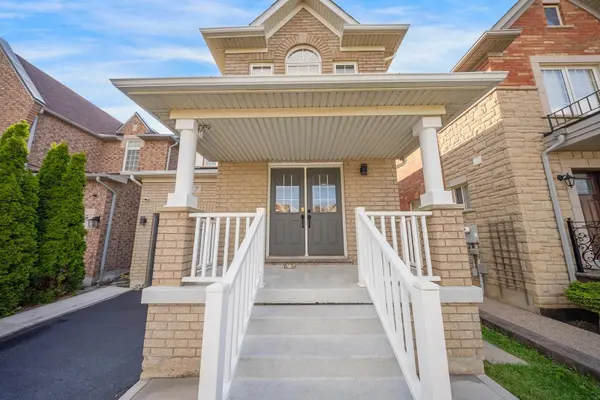 7 Penbridge CIR, Brampton, ON L7A 2P8