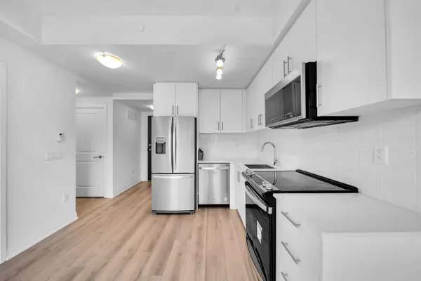 65 Attmar DR #261, Brampton, ON L6P 0Y6