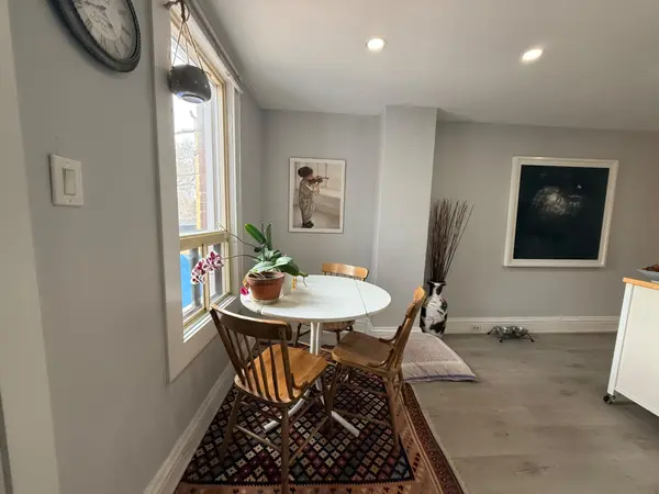544 Concord AVE #Upper, Toronto W02, ON M6H 2R1