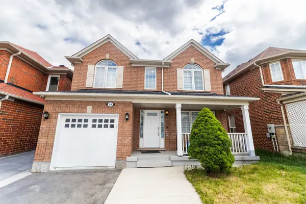 19 Penstock ST, Brampton, ON L6P 2J6