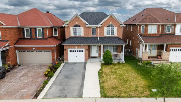19 Penstock ST, Brampton, ON L6P 2J6