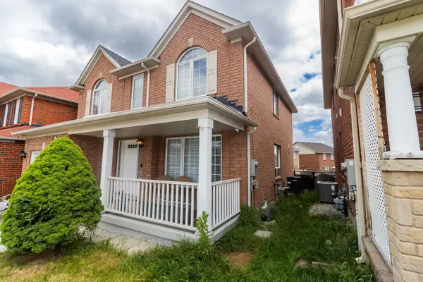 19 Penstock ST, Brampton, ON L6P 2J6