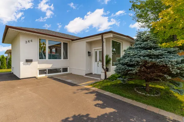 366 Wildwood DR, Oakville, ON L6K 1T2
