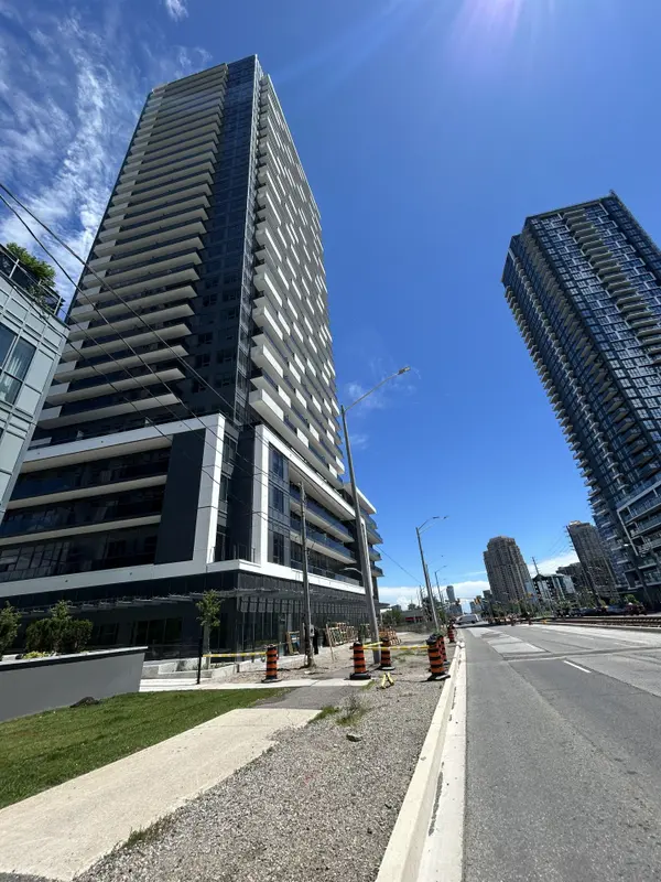 5105 Hurontario ST #809, Mississauga, ON L4Z 0C9