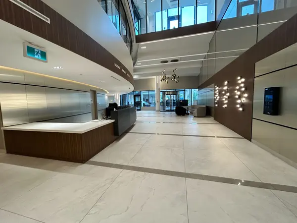 5105 Hurontario ST #809, Mississauga, ON L4Z 0C9