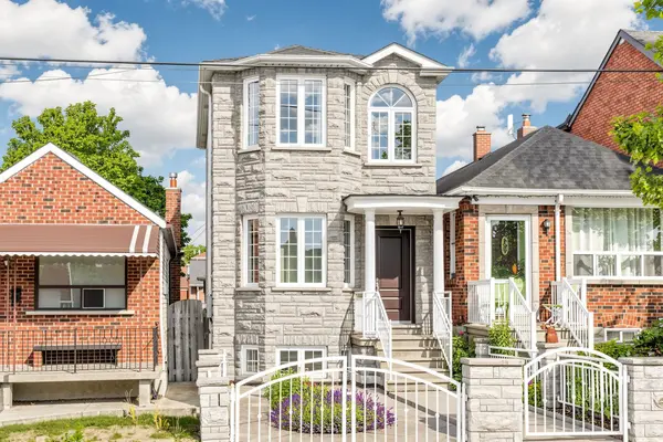 256 Earlscourt AVE, Toronto W03, ON M6E 4B6