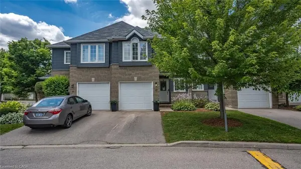 199 Saginaw Pkwy #10, Cambridge, ON N1T 1T9