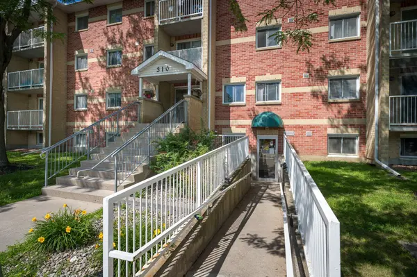 310 Kingsdale AVE #103, Kingston, ON K7M 8S1