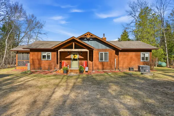 89 Vader Lake RD, Wollaston, ON K0L 1P0