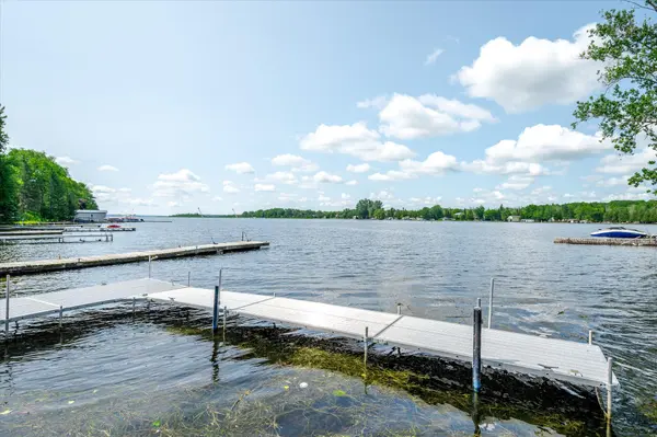 48 Sturgeon Glen RD, Kawartha Lakes, ON K0M 1N0