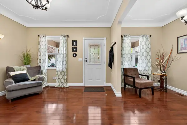 172 Prospect ST S, Hamilton, ON L8M 2Z4