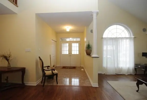 154 FINN CT, Hunt Club - South Keys And Area, ON K1V 2C8