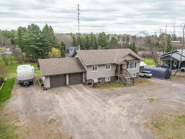 211 Eglington RD N, East Ferris, ON P0H 1H0
