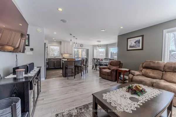 211 Eglington RD N, East Ferris, ON P0H 1H0