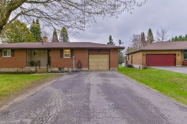 6 Knob Hill CT, Minden Hills, ON K0M 2K0