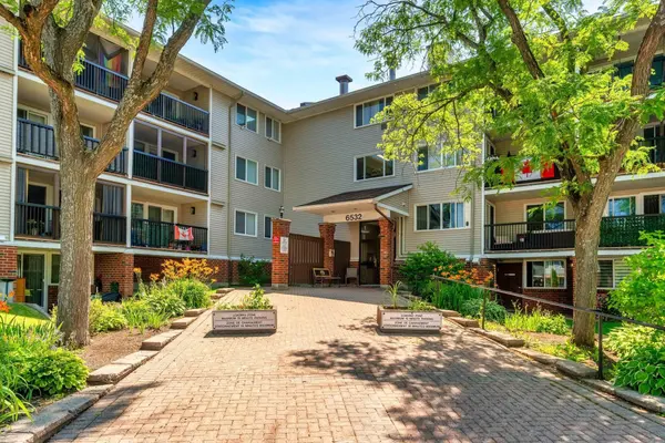 6532 Bilberry DR #109, Orleans - Convent Glen And Area, ON K1C 4N9