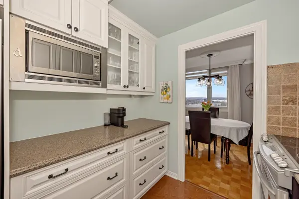 2625 Regina ST #1706, Britannia - Lincoln Heights And Area, ON K2B 5W8