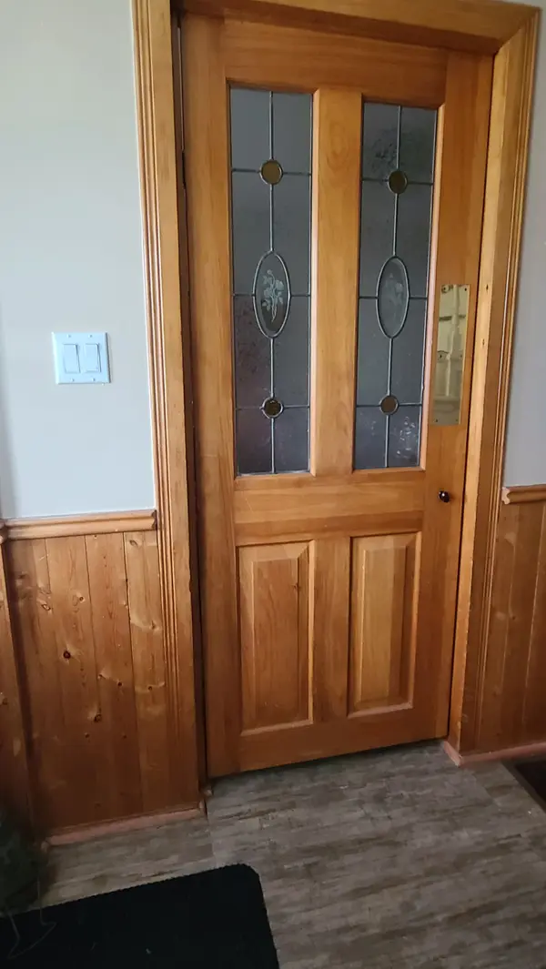 739 Edward ST, Prescott, ON K0E 1T0