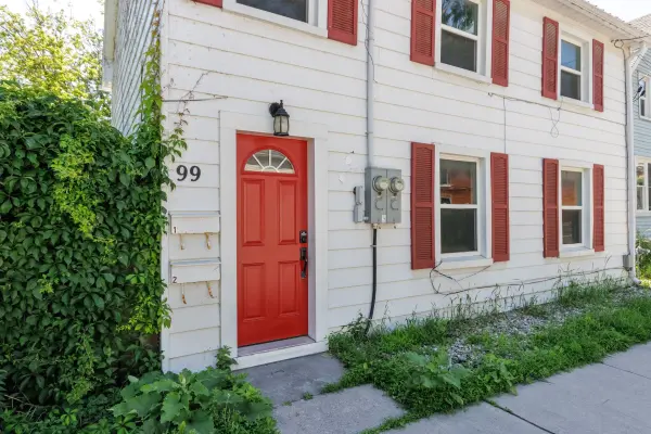 99 Chatham ST, Kingston, ON K7K 4H2