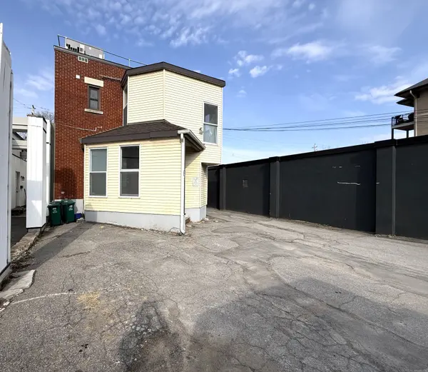 790 Bronson AVE, Dows Lake - Civic Hospital And Area, ON K1S 4G4
